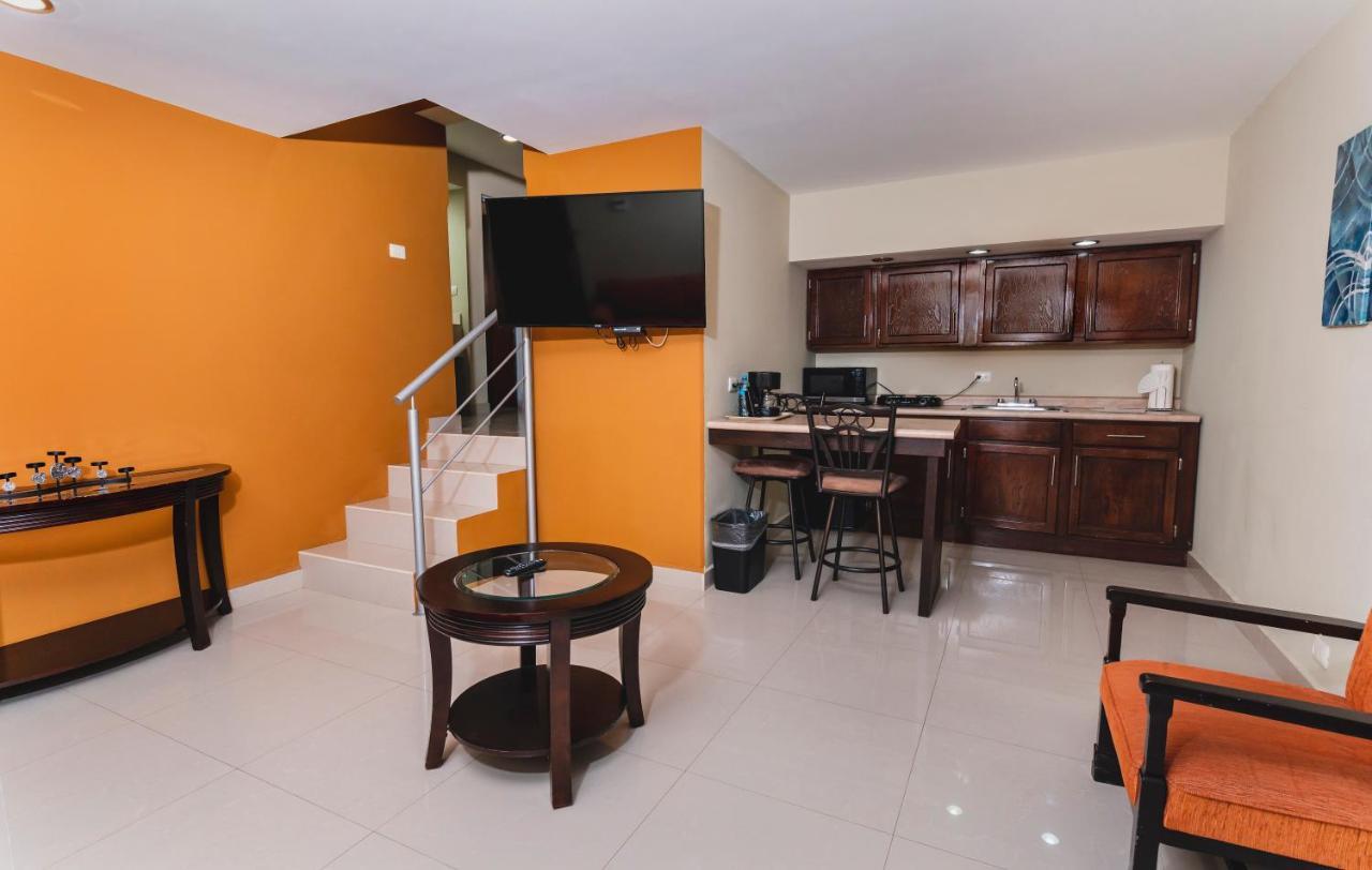 El Camino Hotel & Suites Heroica Caborca Exteriör bild