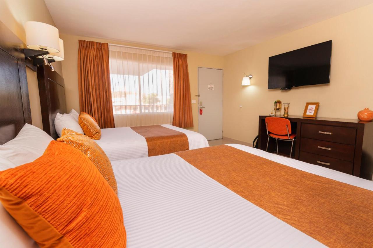 El Camino Hotel & Suites Heroica Caborca Exteriör bild
